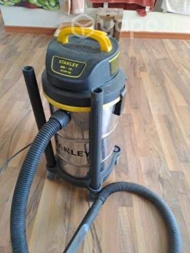 Aspiradora de agua y polvo