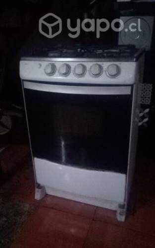 Cocina funcionando y plataforma vibratoria nueva