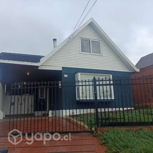 Se arrienda linda y amplia casa