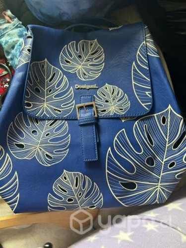 Mochila desigual