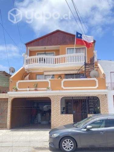 Se vende casa 3 pisos