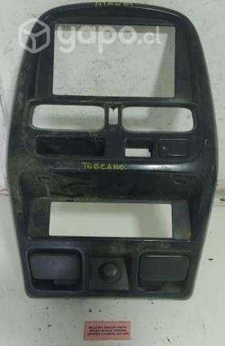 Moldura Tablero Radio (051) Nissan Terrano Jp 2008