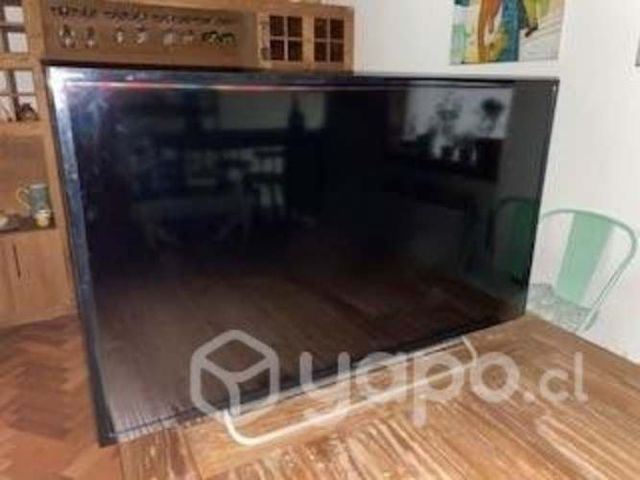 Televisor Sony, modelo Bravia 40&quot;