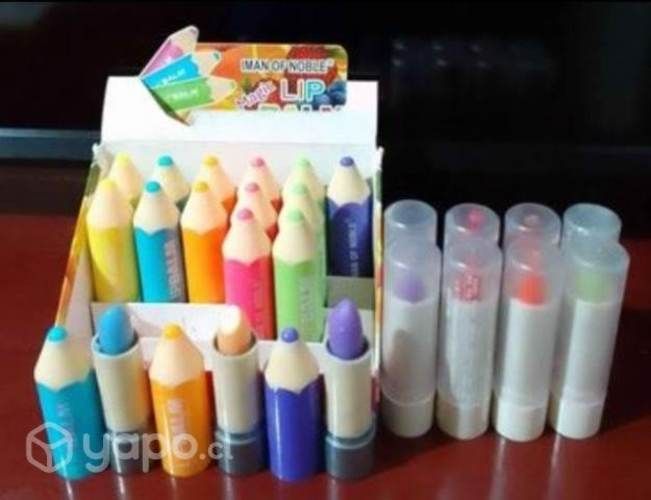 Caja con 22 Labiales Mágicos