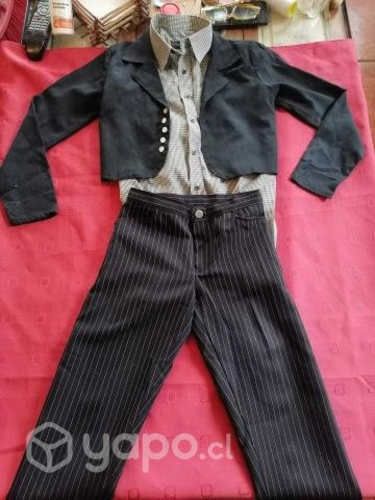 Conjunto de huaso niño usado