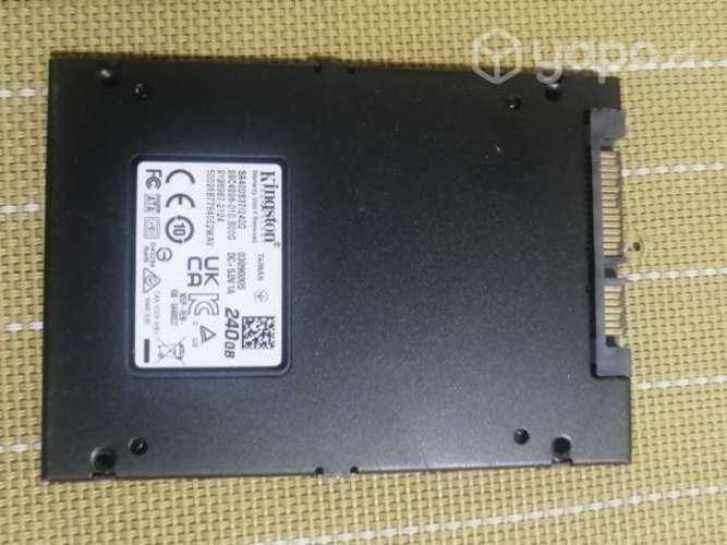 Disco duro marca Kingston 240 gb