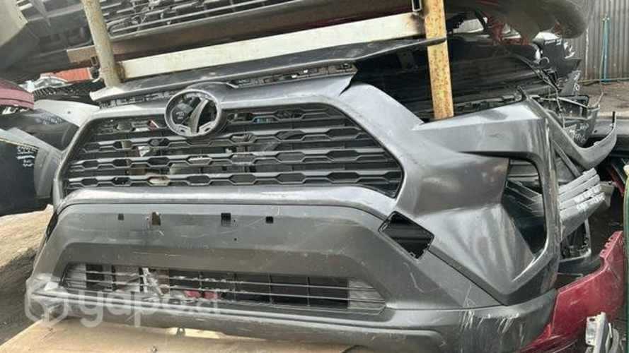 Parachoque Toyota rav4
