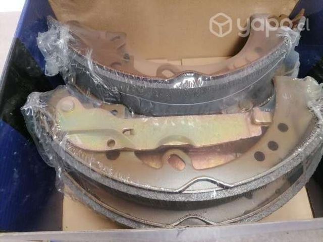 Balatas toyota hilux revo precio promocional