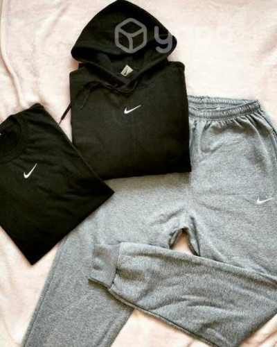 Polerones y conjuntos