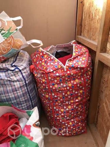 Bolsos matuteras con ropas