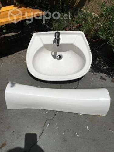 Lavamanos con base y llave monomando