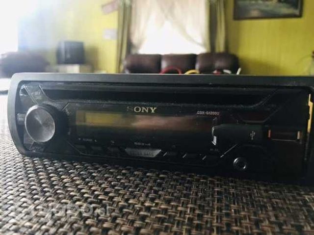 Radio para vehículo