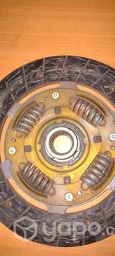 Embrague de Nissan Versa original motor 1.6