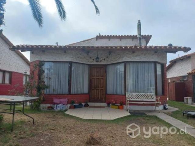 Casa aislada condominio al lado avenida del mar