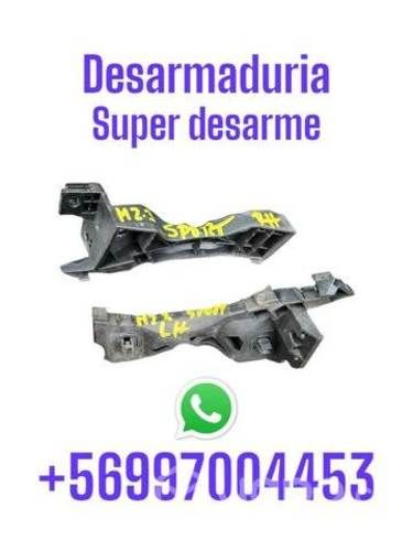 Par de ménsulas mazda 3 sport año 2008