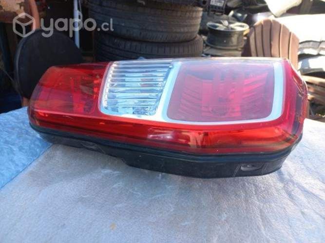 Foco trasero izquierdo Ssangyong Musso ORIGINAL