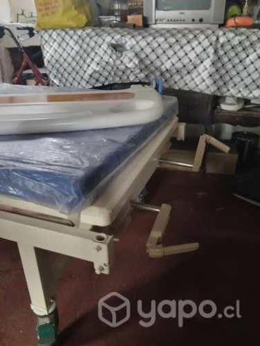 Catre clínico con colchón