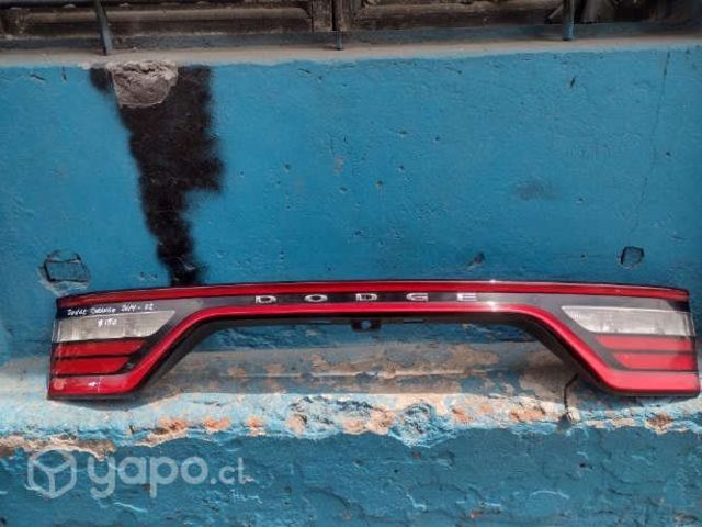 Embellecedor Dodge Durango 2014-22