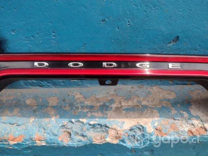 Embellecedor Dodge Durango 2014-22