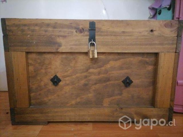Baúl madera