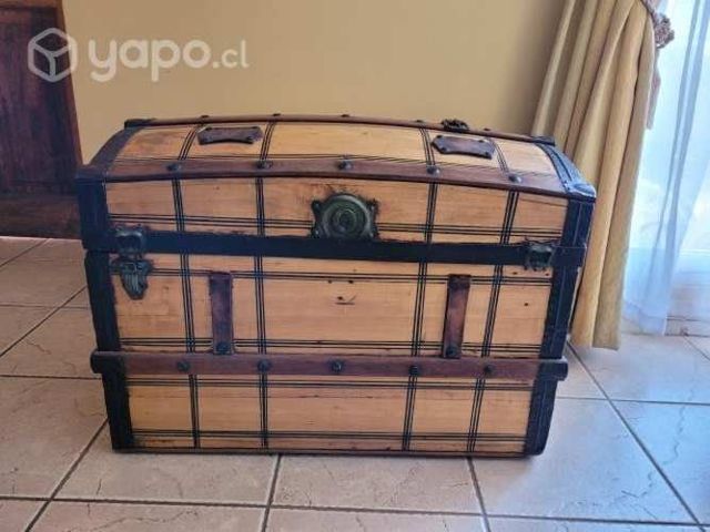 Baúl antiguo de la decada de 1920's
