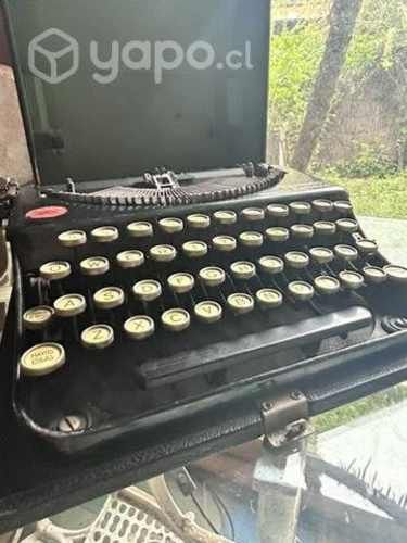 Máquina de escribir antigua