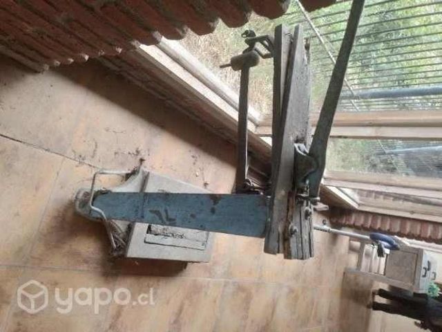 Pesa antigua , para reparación