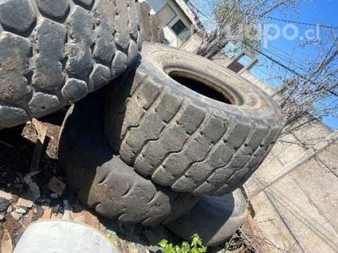 Neumático aro 25 cargador frontal