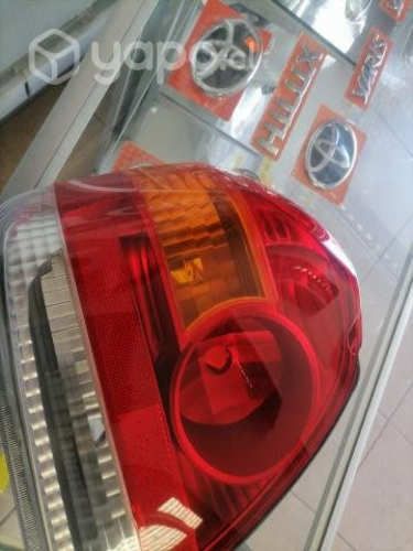 Foco izquierdo yaris ecco
