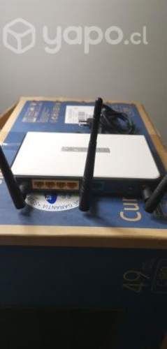 Router TP-Link 300Mbps Wireless Network