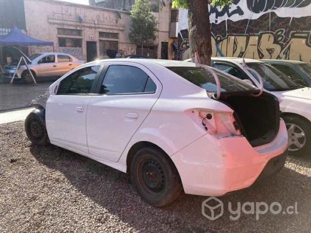 Vidrios de puertas Chevrolet prisma