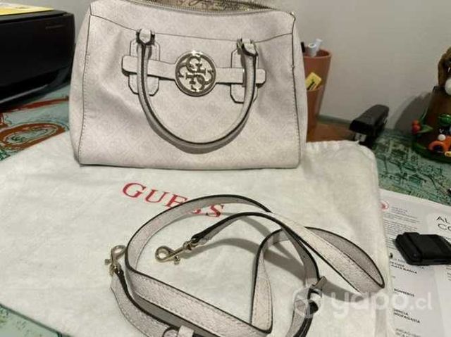 Cartera marca Guess Blanca