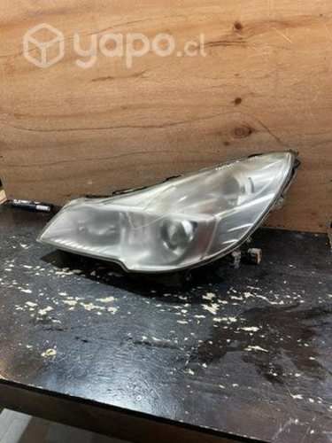 Optico subaru outback 2010