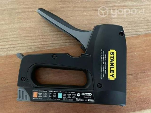 Engrapadora stanley  cable tacker ct10x