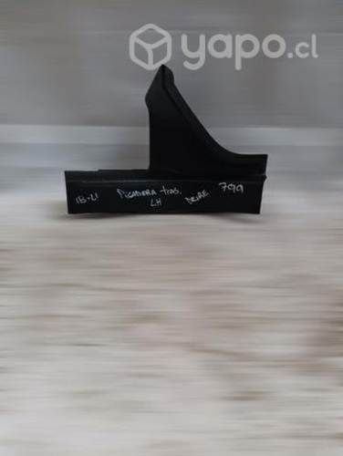 Pisadera trasera Lh Suzuki Dzire 2018 2022