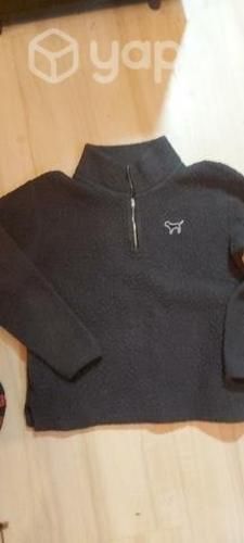 Poleron Pink talla s estira hasta la talla L