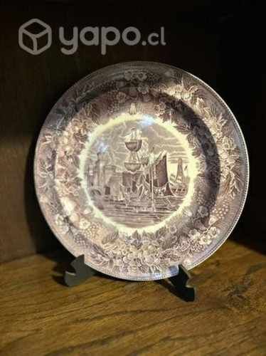 Plato Antiguo decorativo. Excelente estado