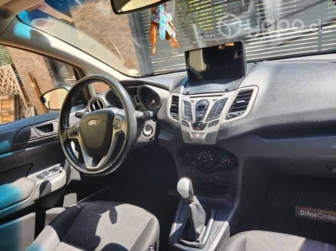 Ford fiesta 2012