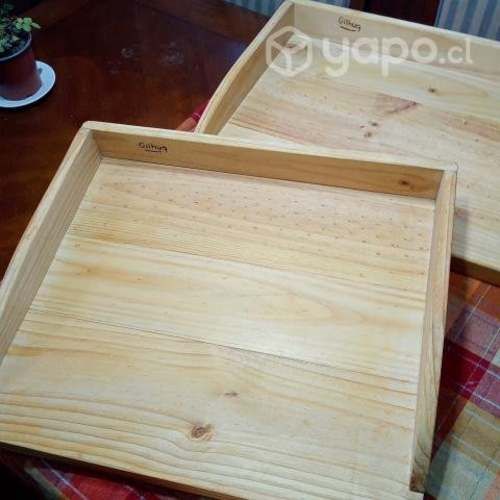 Pizzas ricas amasadas en tablas Gilhug