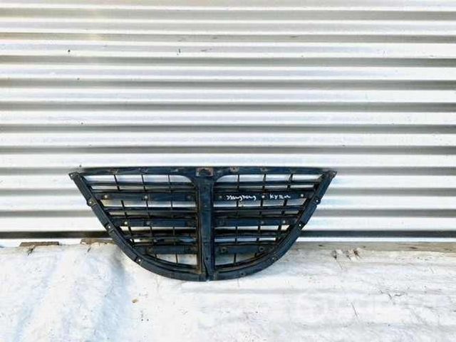 Máscara ssangyong kyron