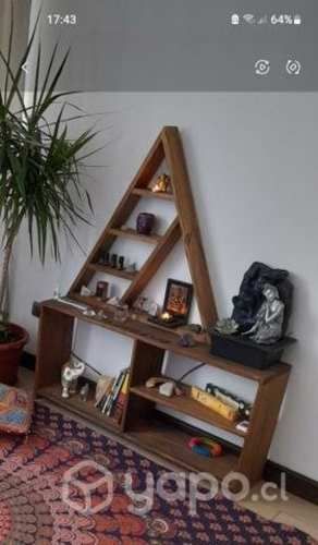 Mesa de madera, base más pirámide