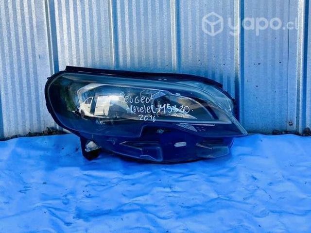 Óptico foco peugeot traveller