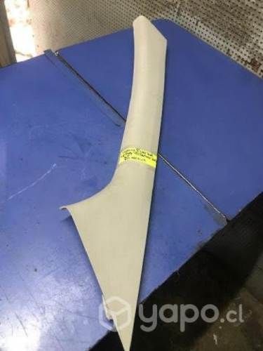 Tapiz cubre pilar del sup izq Peugeot Partner 2013