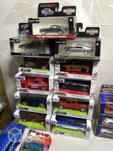 Autos a escala de colección