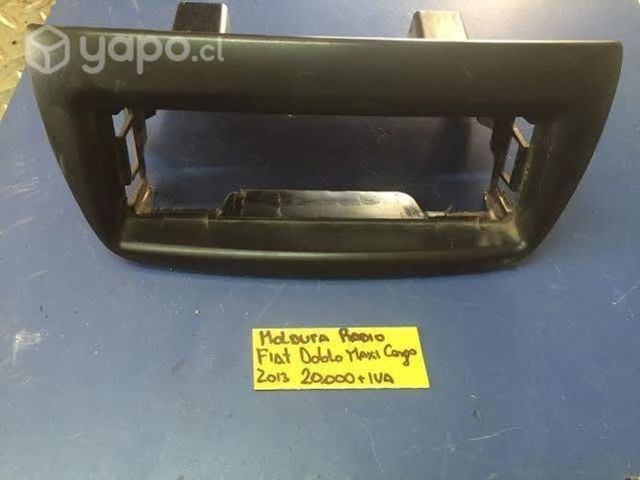 Moldura radio tablero Fiat doblo maxi cargo 2013