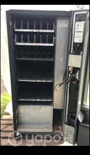 Máquina expendedora de bebida y snak