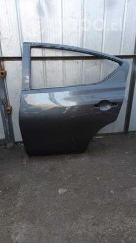 Puerta Versa trasera LH 2012 a 2019 1.4