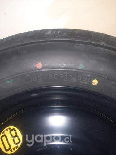 Neumatico Dunlop Japonés con aro 185/80/17