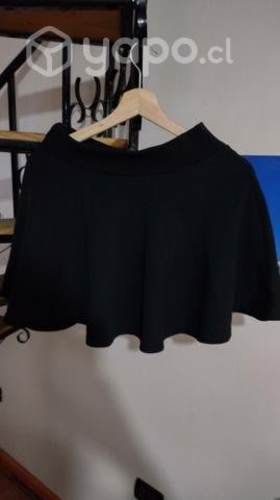 Excelentes blusas y faldas, marcas varías. Opo