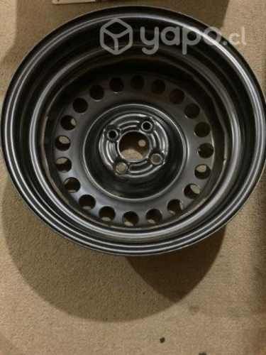 Llantas Nissan Versa